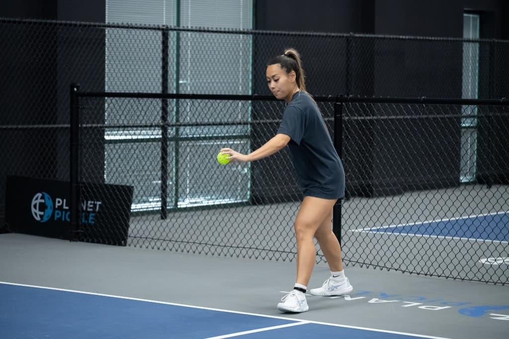 Savannah Vo serving in pickleball